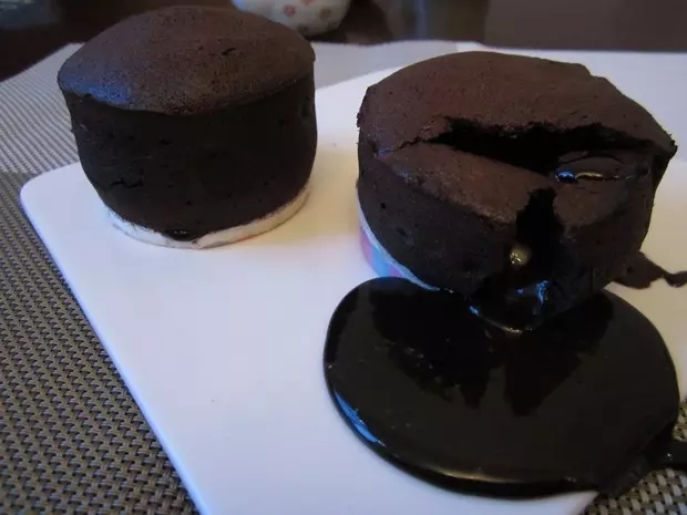 爆浆巧克力蛋糕——心太软的做法