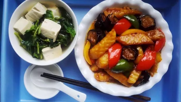 素食者不可错过的一道东北名菜丨地三鲜&amp;野菜豆腐 · 圆满素食