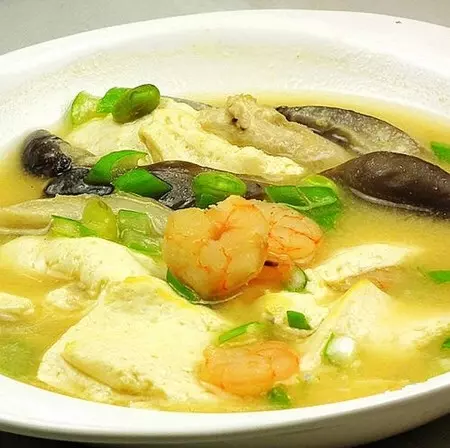 海鲜豆腐味增汤