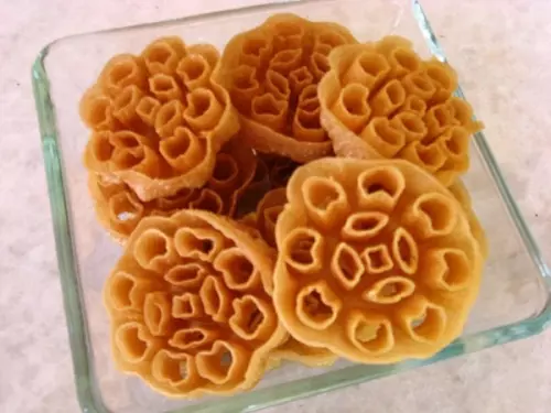 蜂窩酥 / Kuih LOYANG  / Crispy Honeycomb Cookies