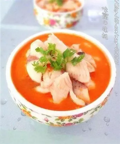 《番茄鱼片豆腐汤》---美味又简易的汤食谱