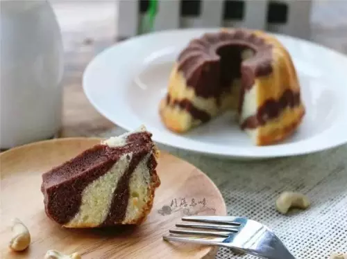 最简单的蛋糕配方：双色奶油蛋糕
