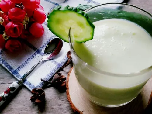 黃瓜蘋果酸奶汁（喝出A4腰）