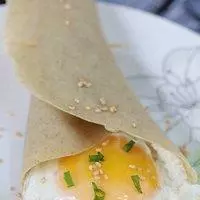 绿豆煎饼灌鸡蛋的做法