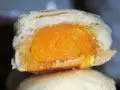 莲蓉蛋黄苏式月饼的做法