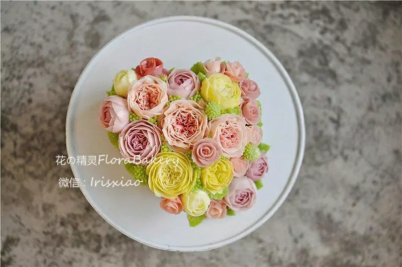心形韩式裱花蛋糕