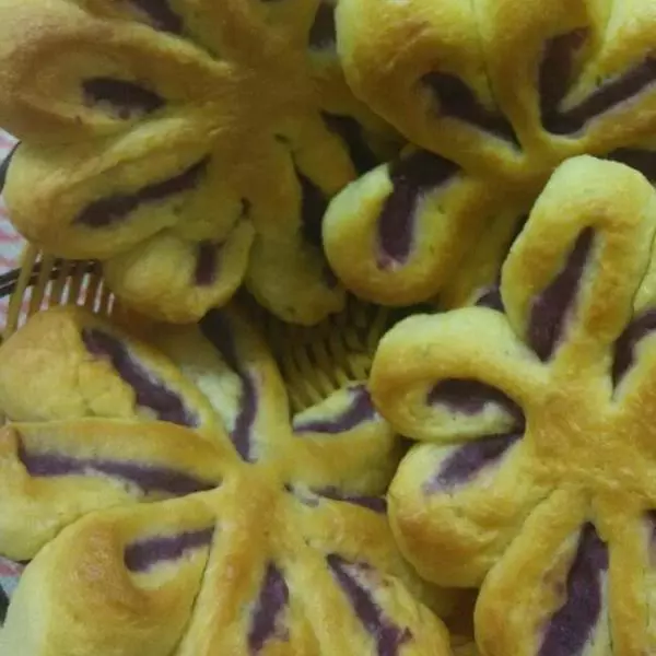 花式面包(紫薯馅)