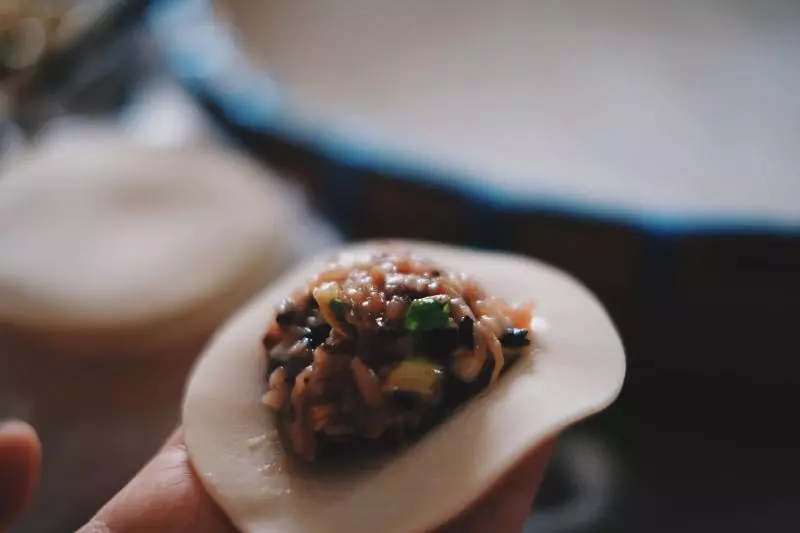 韭黄香菇木耳干贝鲜肉馅儿的饺子?
