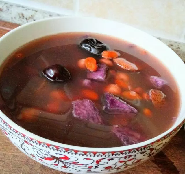 紫薯四红汤