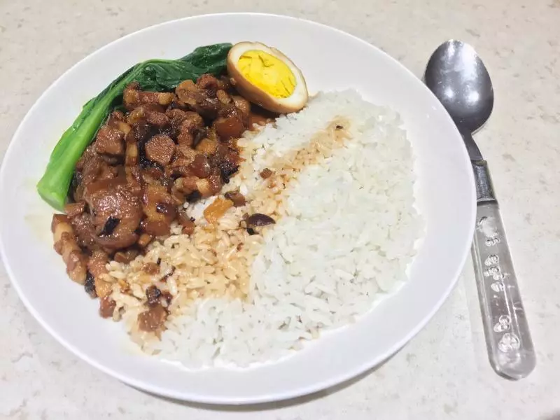 滷肉飯