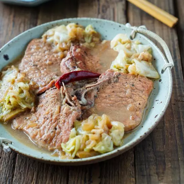日式燉菜 捲心菜燉豬排