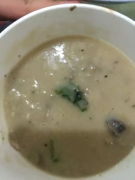 奶香菌菇雞肉湯