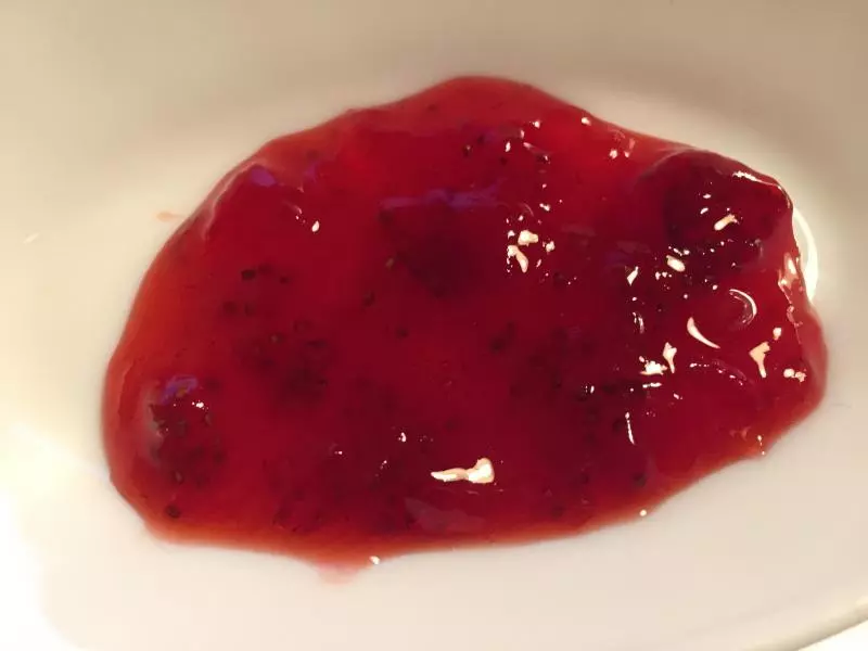 自制草莓果酱（果酱女王的配方）