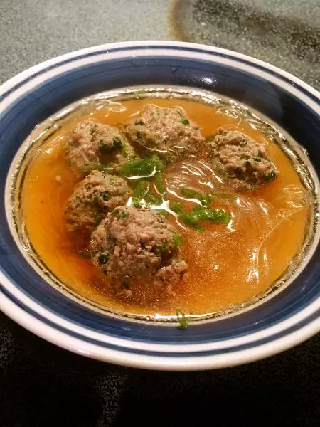 香菜牛肉丸子汤