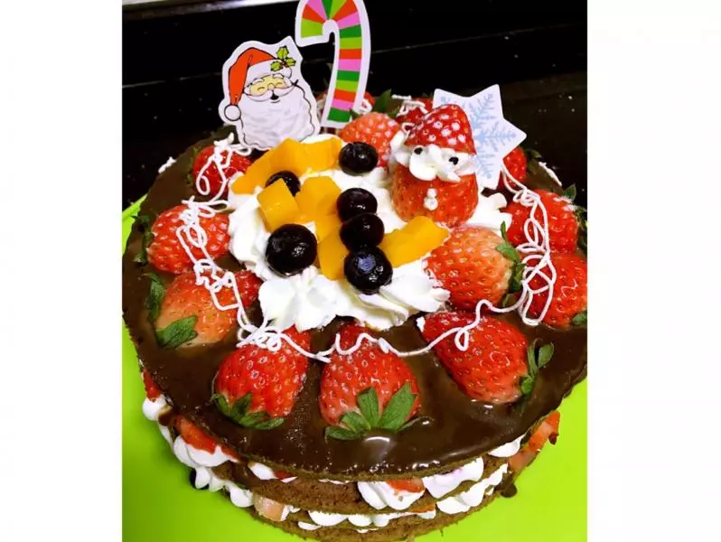 8寸草莓裸蛋糕(圣诞主题)