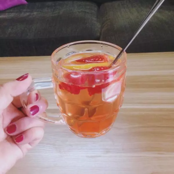草莓檸檬茶