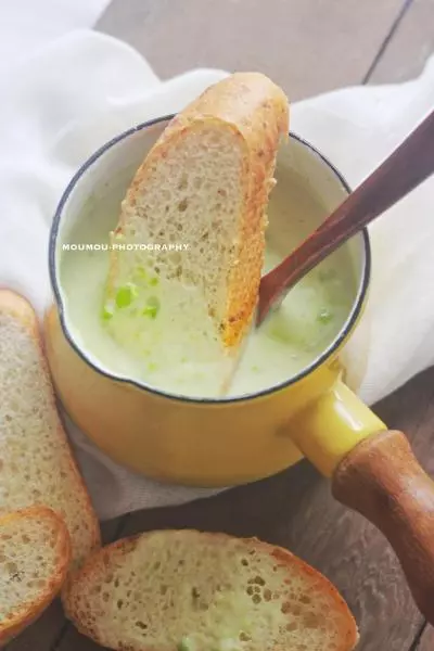 火腿豌豆浓汤