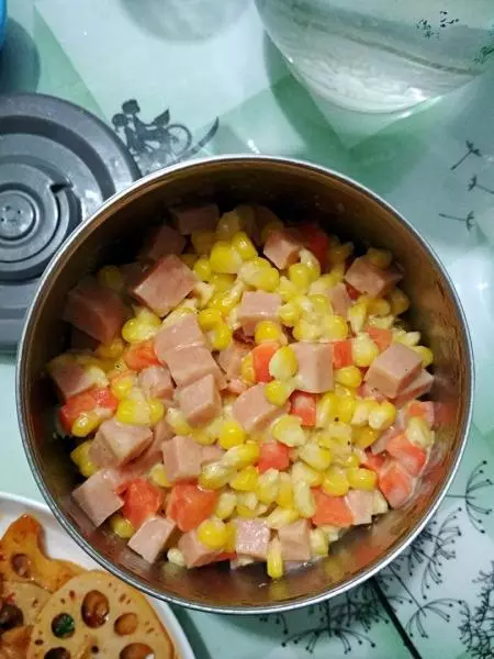 玉米胡萝卜炒火腿
