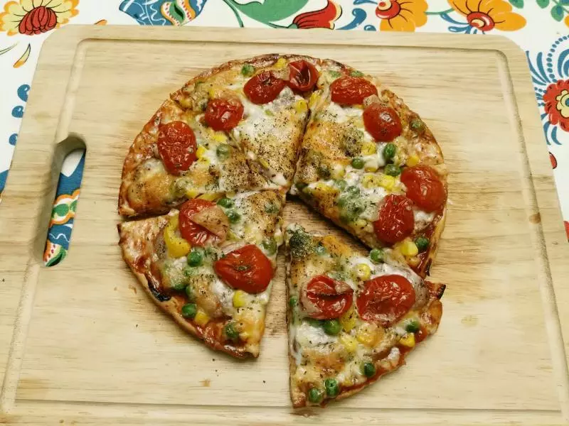 薄底披萨