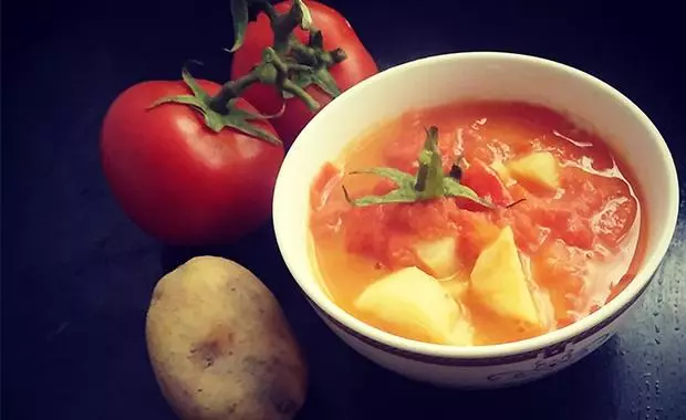 番茄土豆浓汤（简单！好喝！瘦身！）