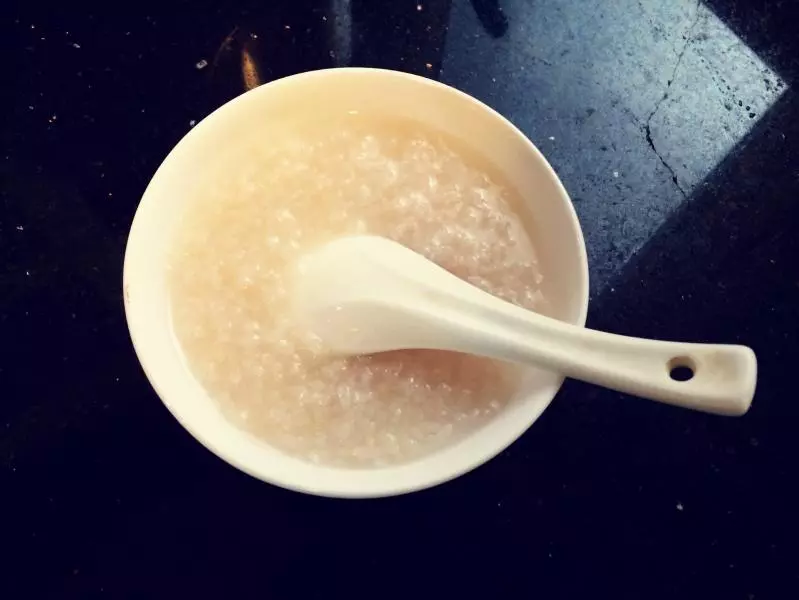 宝宝辅食—焦米粥（8M＋）