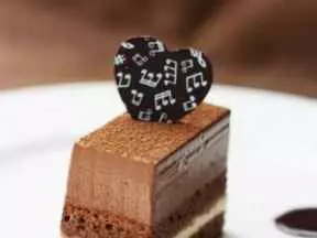 慕斯夹层巧克力蛋糕