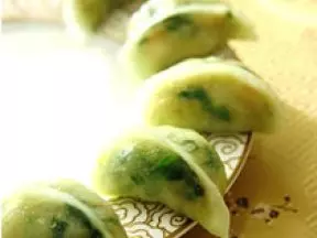 豆苗金菇餃