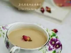 玫瑰香芋奶茶