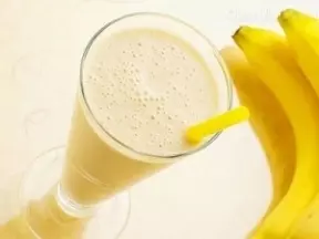 簡易香蕉牛奶汁