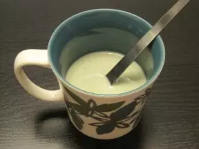 鲜奶绿茶