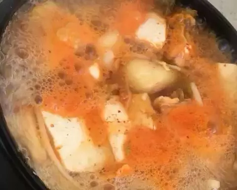 泡菜豆腐汤
