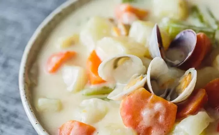 蛤蜊土豆奶油浓汤：冬日最浓郁的一碗，比鸡汤还治愈！