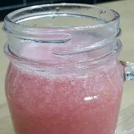生食-捲心菜草莓smoothie