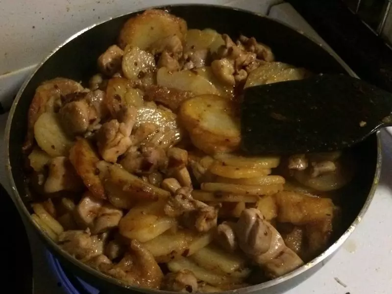 麻辣香锅－土豆片鸡肉