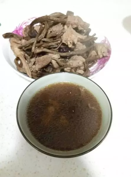 茶树菇老鸭汤