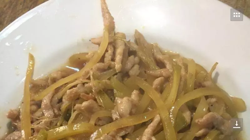 榨菜炒肉絲