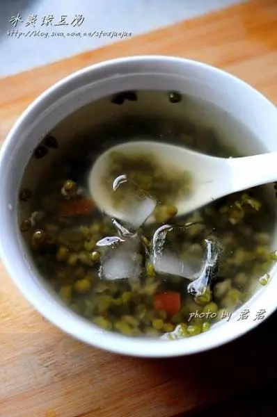冰镇绿豆汤