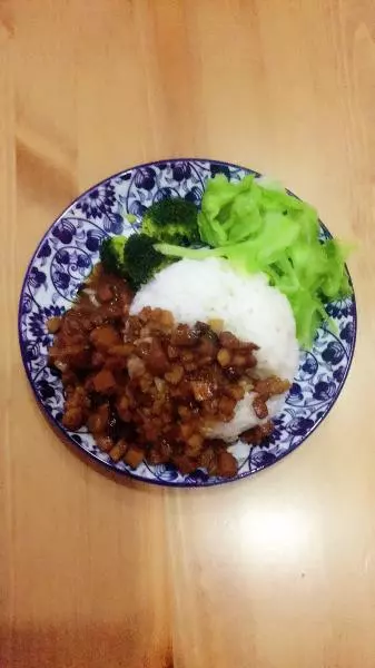 台式滷肉飯