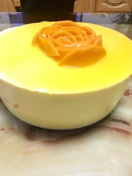8寸芒果慕斯蛋糕