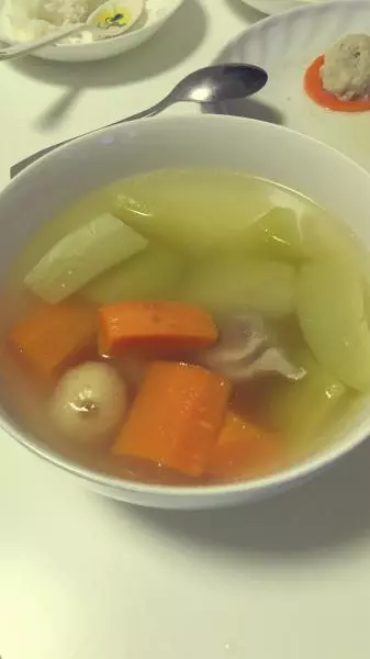 佛手瓜红萝卜汤