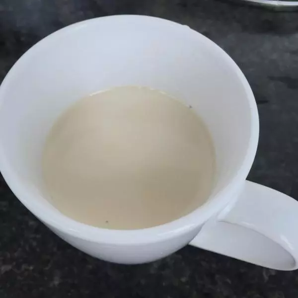 乌龙茶姜汁奶茶