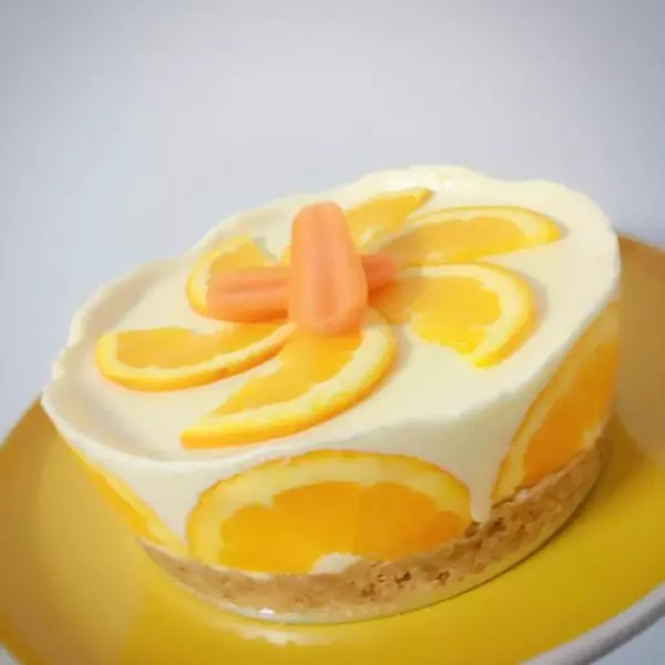 鲜橙芝士蛋糕