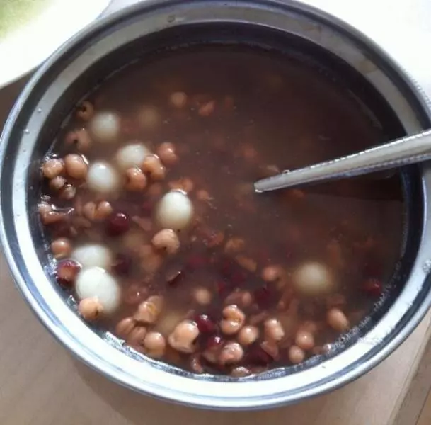 红豆薏米小圆子