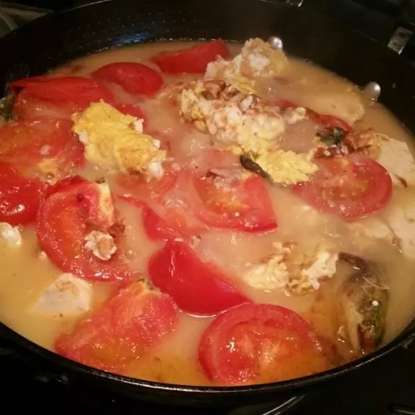 黄骨鱼番茄鸡蛋汤