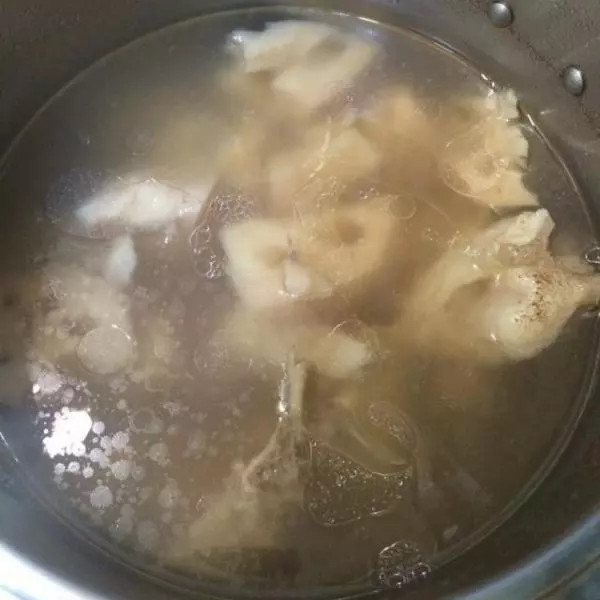 莲藕猪骨汤