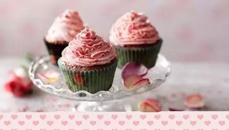 Valentine cupcakes