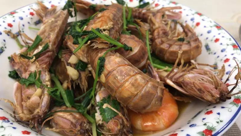 蒜葱濑尿虾
