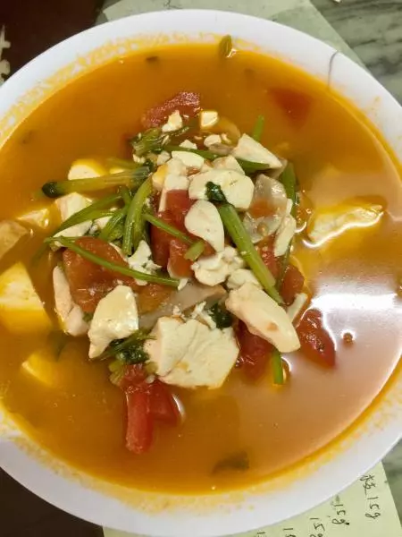 蕃茄芫荽豆腐草菇汤