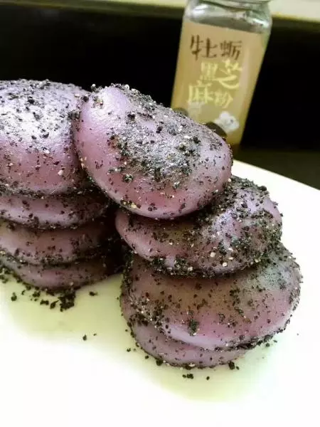 牡蛎紫薯饼