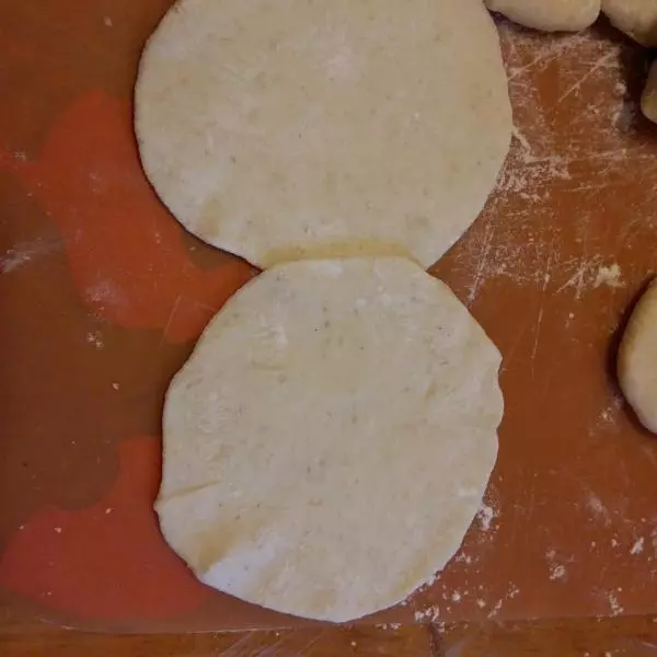 燙麵手撖餃子皮
